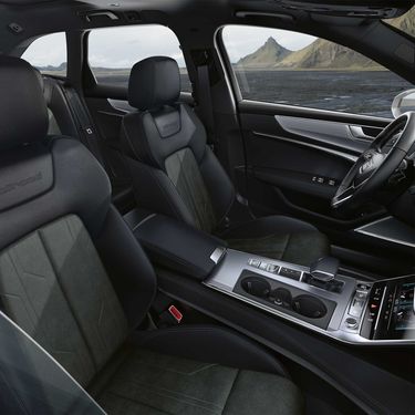 Audi A6 allroad quattro Interior view