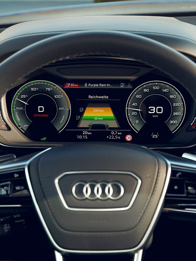 Audi virtual cockpit Audi A8 TFSI e