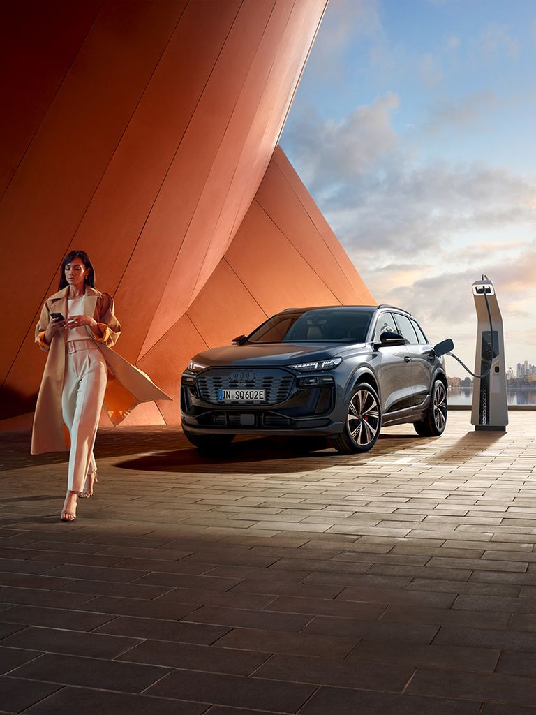 High power charging situation Audi SQ6 SUV e-tron