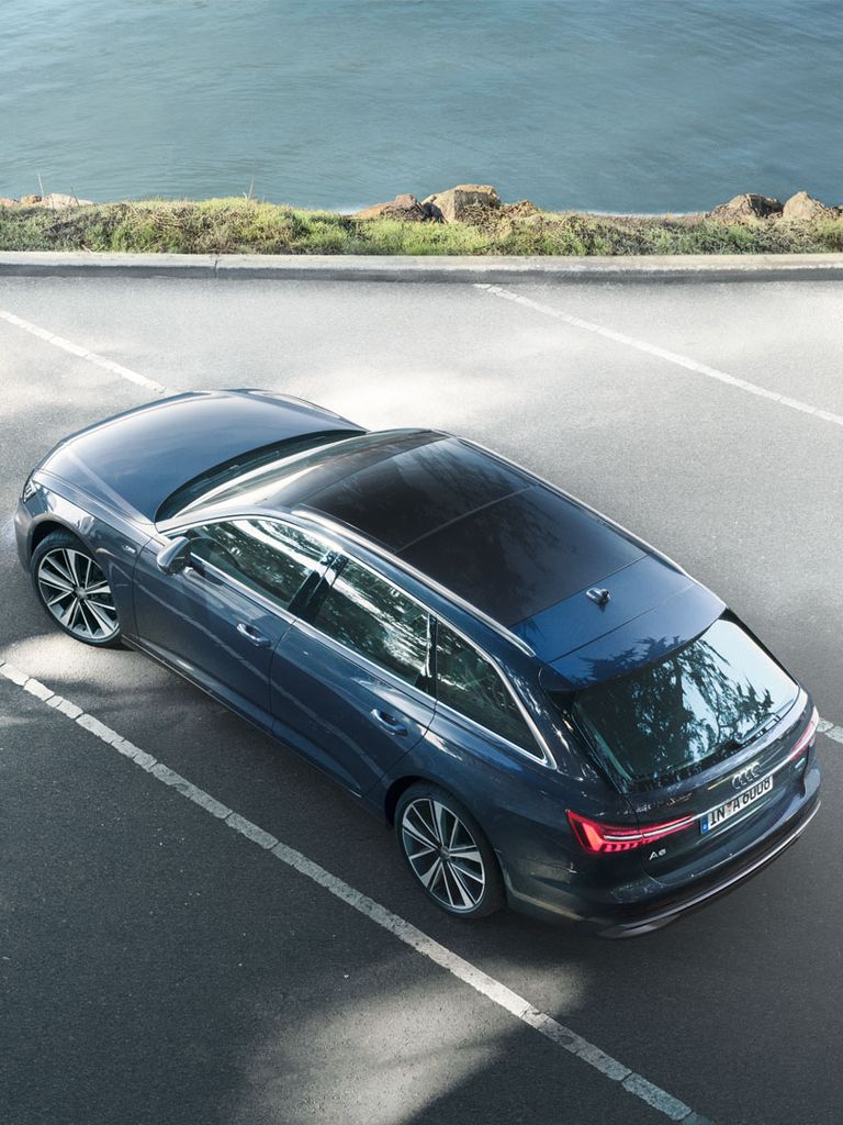 Audi A6 Avant side and top view assistance systems